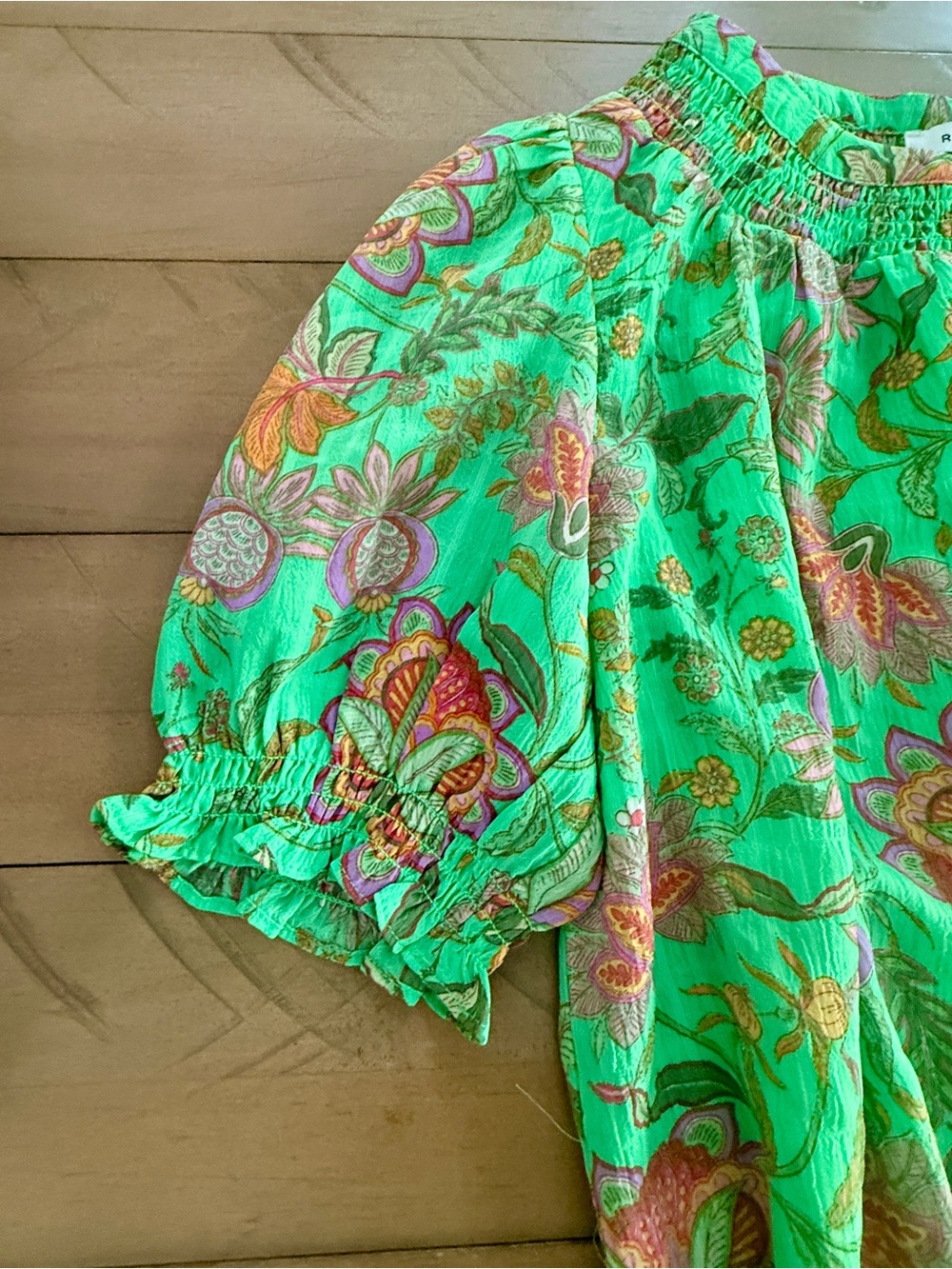 Rose & Olive Bright Green Floral Button-Up Peasant Blouse size Med - Picture 3 of 6